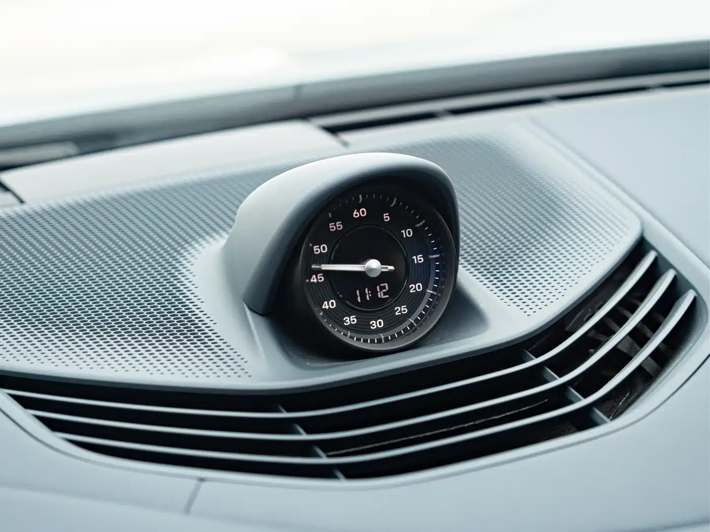 Porsche Taycan 2019 Taycan 4S фото 24