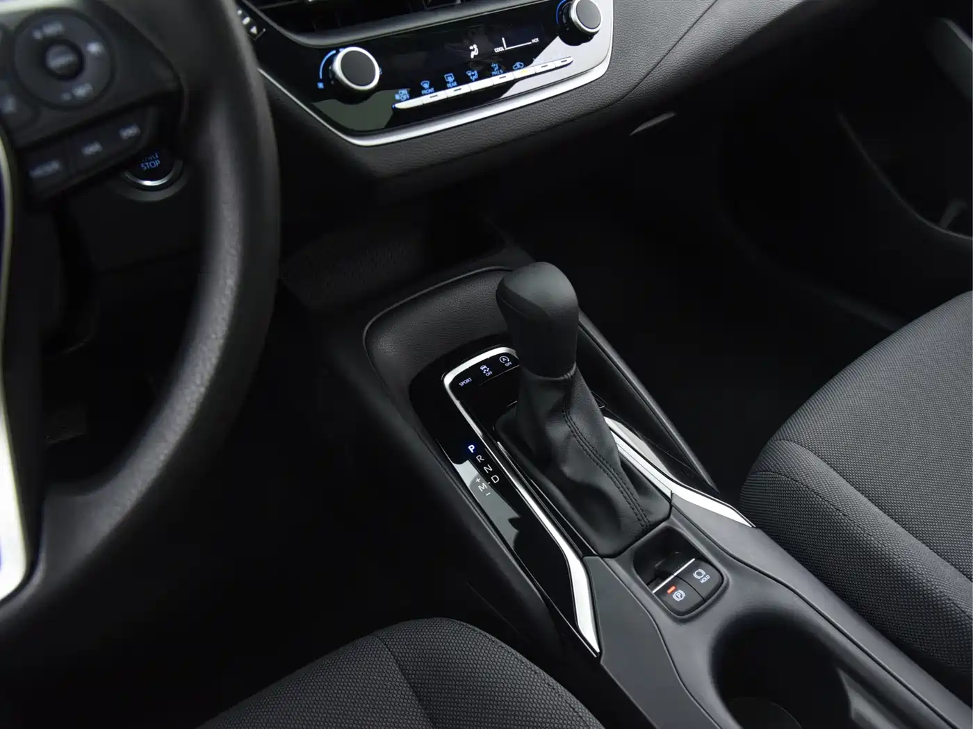 Toyota Levin 2024 185T CVT Luxury Edition фото 8