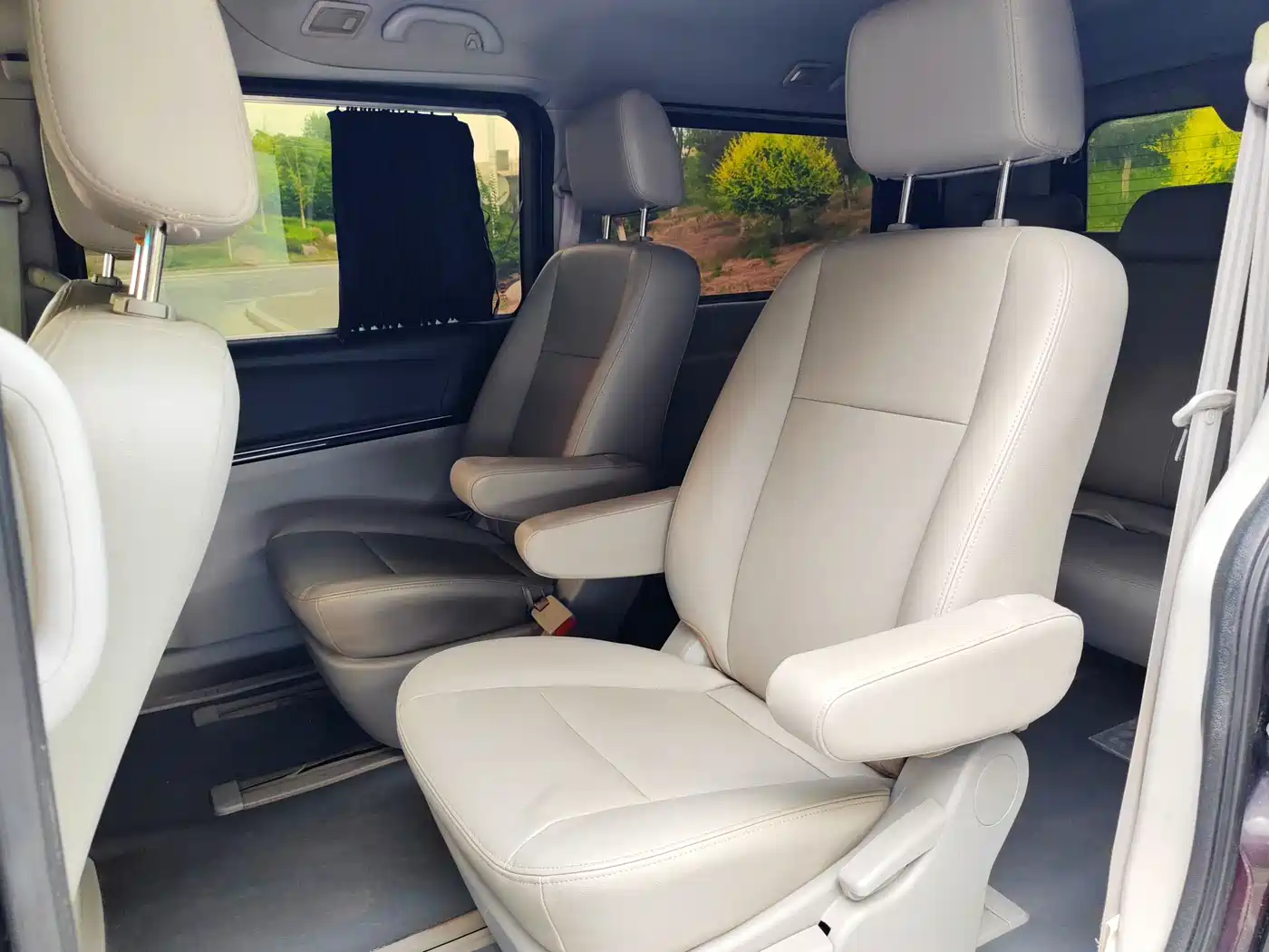 JAC Motors Refine M5 2014 2013 2.0T Petrol Automatic Business Edition