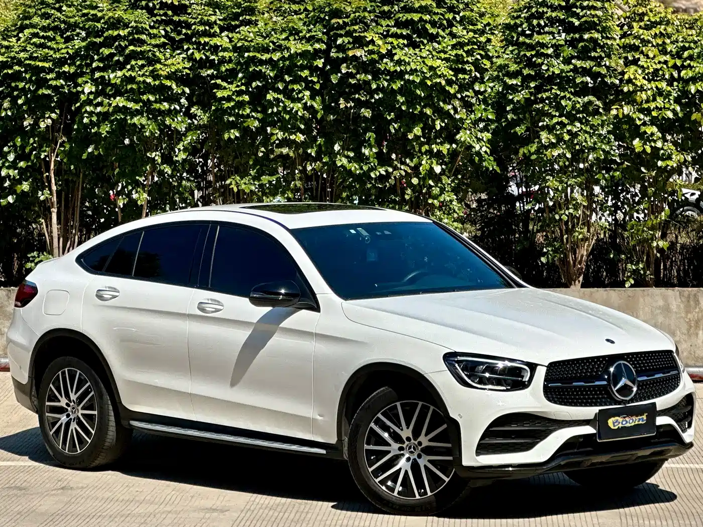 Mercedes-Benz GLC Coupe 2020 GLC 300 4MATIC Coupe SUV фото 3