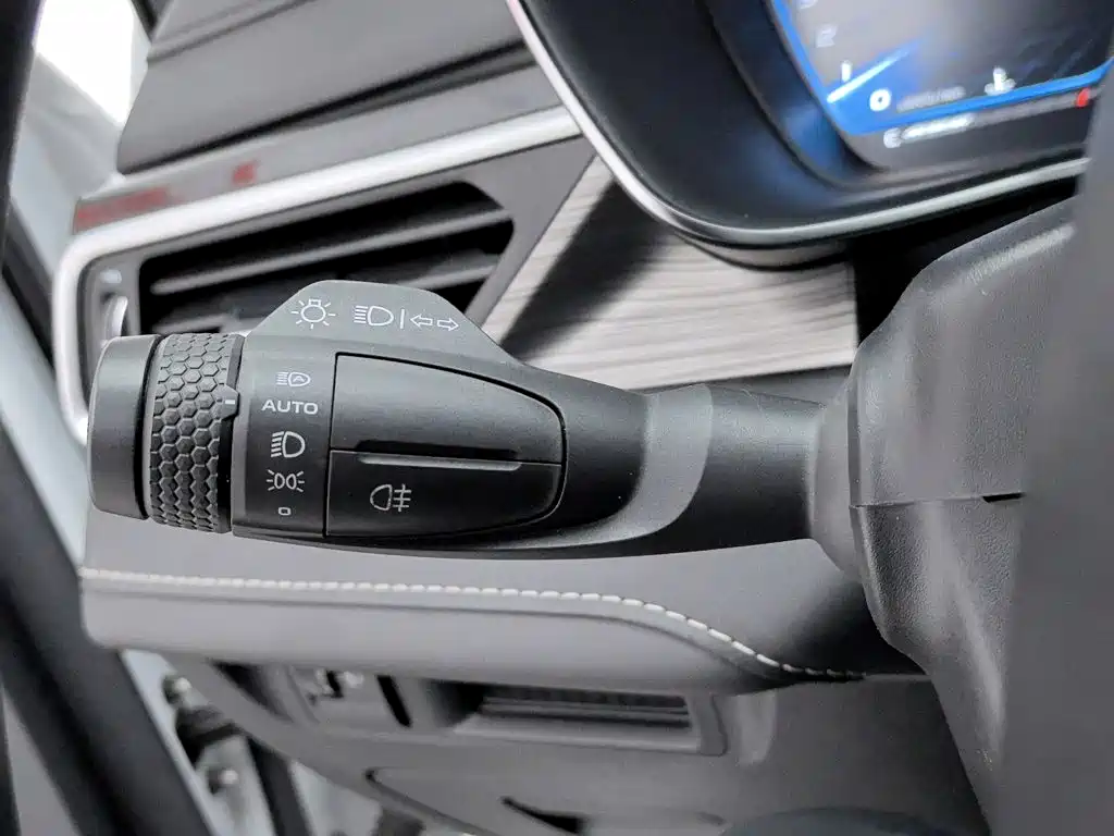Photo 21 - Geely Boyue