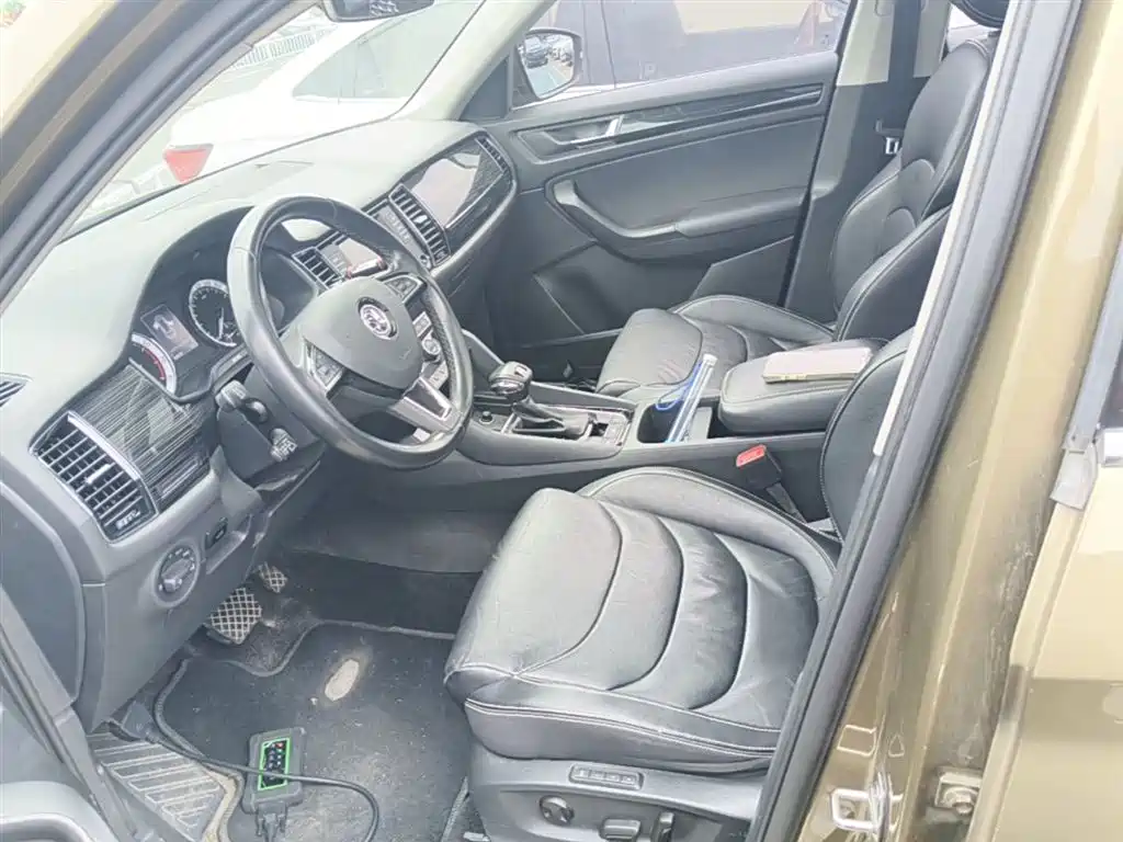 Škoda Kodiaq 2017 TSI330 7-seater 2WD Luxury Edition фото 15