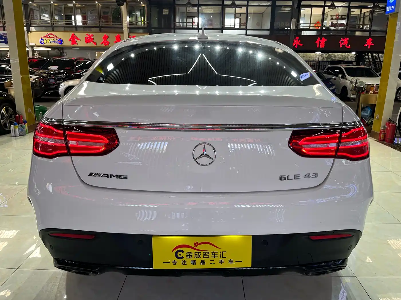 Mercedes-Benz GLE Coupe AMG 2017 AMG GLE 43 4MATIC Coupe SUV фото 28
