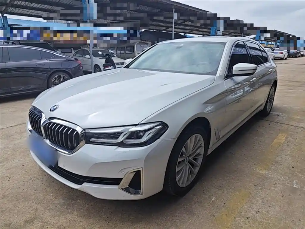 BMW 5 Series 2022 525Li Luxury Package фото 2