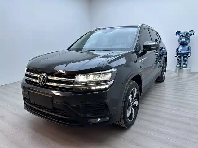 Volkswagen Tharu 280TSI, Люкс, моноприводный