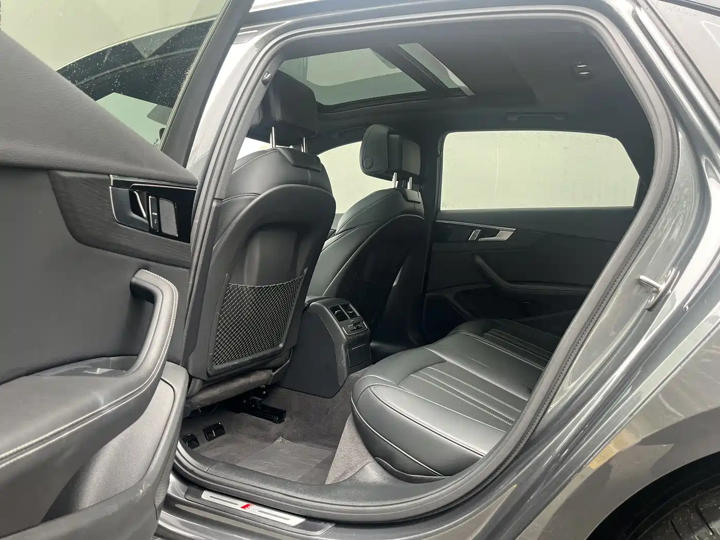 Audi A4L 2024 40 TFSI Luxury Dynamic фото 8