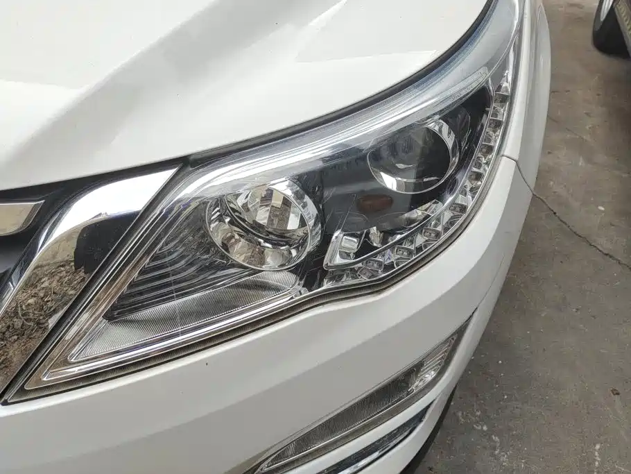 Baojun 560 2015 2015 1.8L Manual Comfort