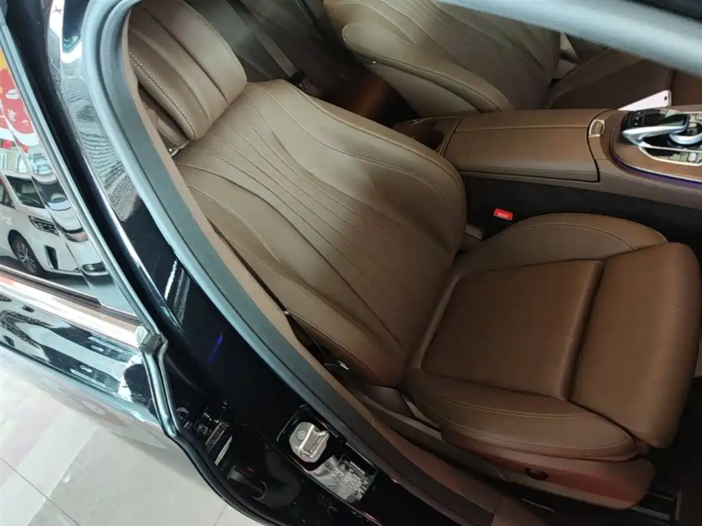 Mercedes-Benz E-Class 2018 Facelift E 200 L 4MATIC фото 25
