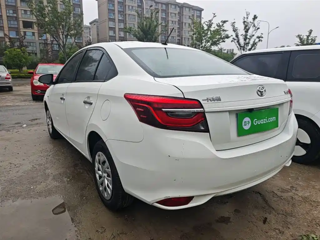 Toyota Vios 2022 1.5L 20th Anniversary Edition фото 5