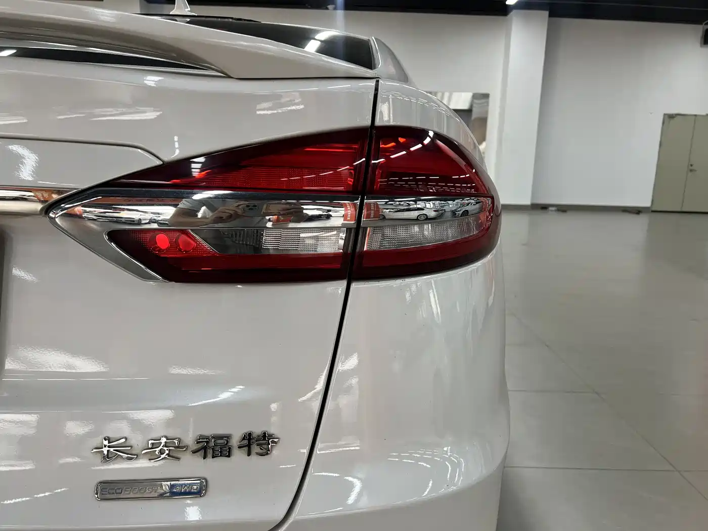 FORD MONDEO