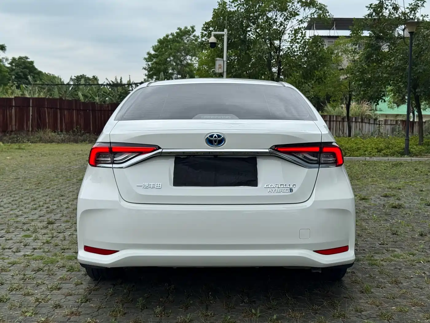 Toyota Corolla 2023 1.8L Smart Hybrid Dual Engine Elite Edition фото 5