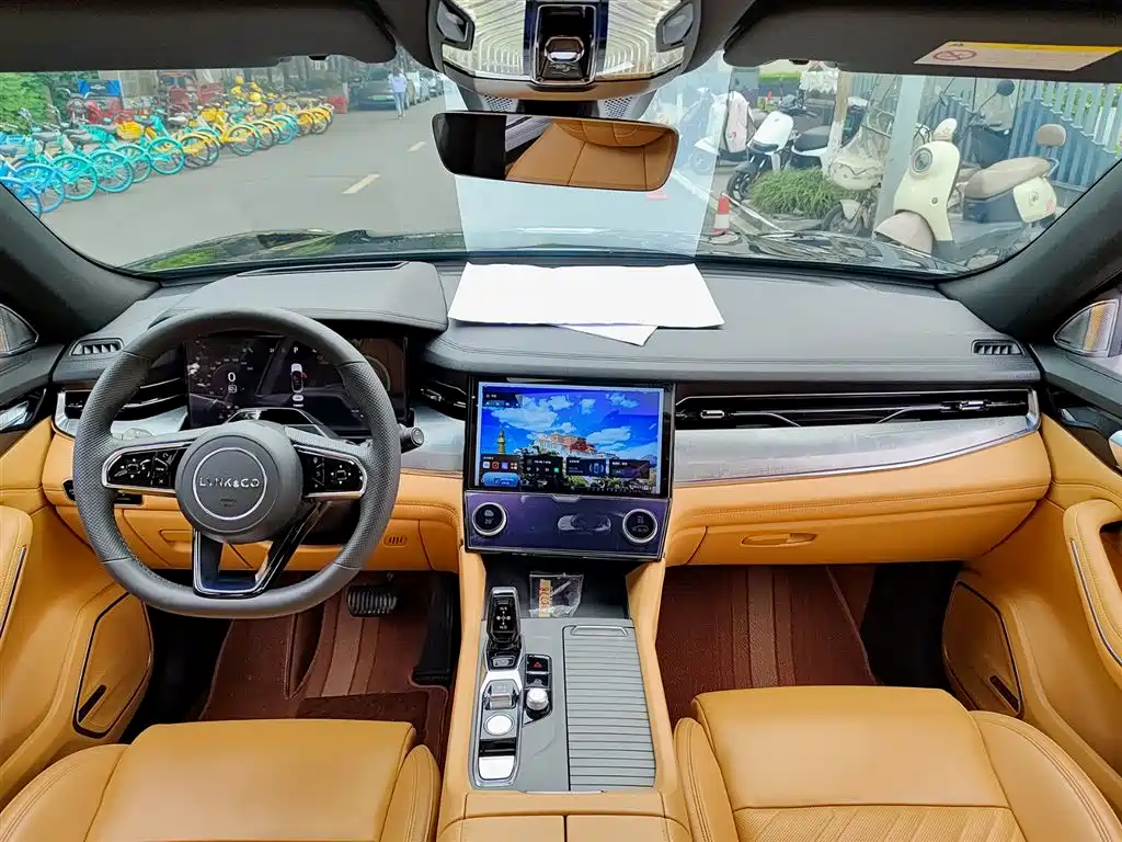 Lynk & Co 09 2024 2.0T 4WD Global Version 7-seater фото 10