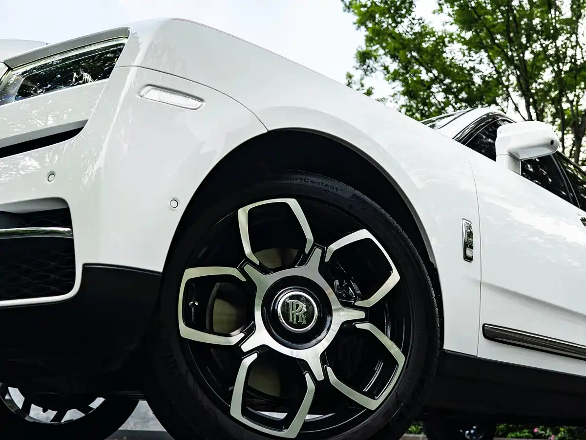 ROLLS-ROYCE CULLINAN