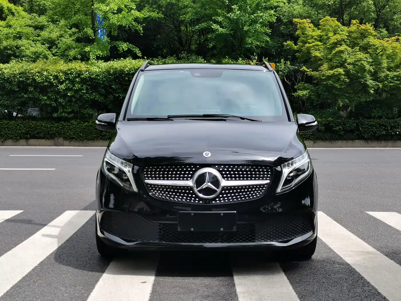 Mercedes-Benz V-Class 2022 V 260 Prestige Edition фото 2