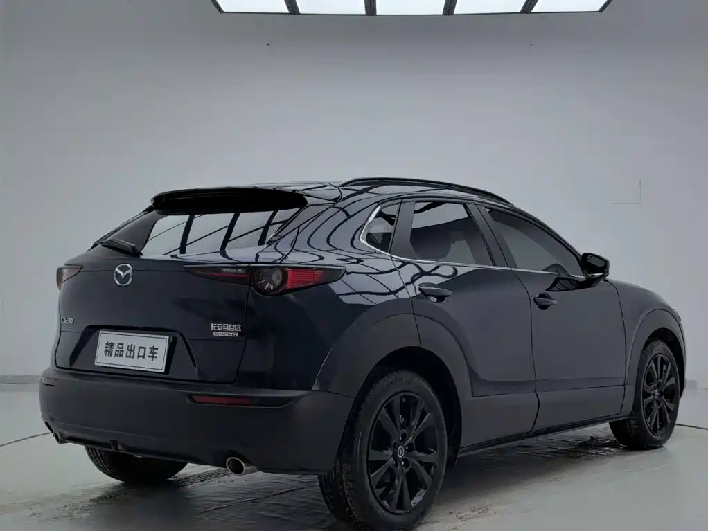 Photo 4 - Mazda CX-30