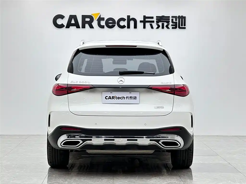 Mercedes-Benz GLC 2023 GLC 300 L 4MATIC Sport 5-Seater фото 4
