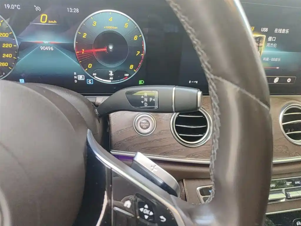 Mercedes-Benz E-Class 2022 Facelift E 300 L Fashion Style фото 7
