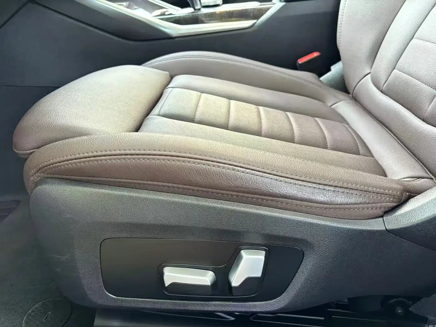 BMW 3 Series 2021 325Li M Sport Package фото 26