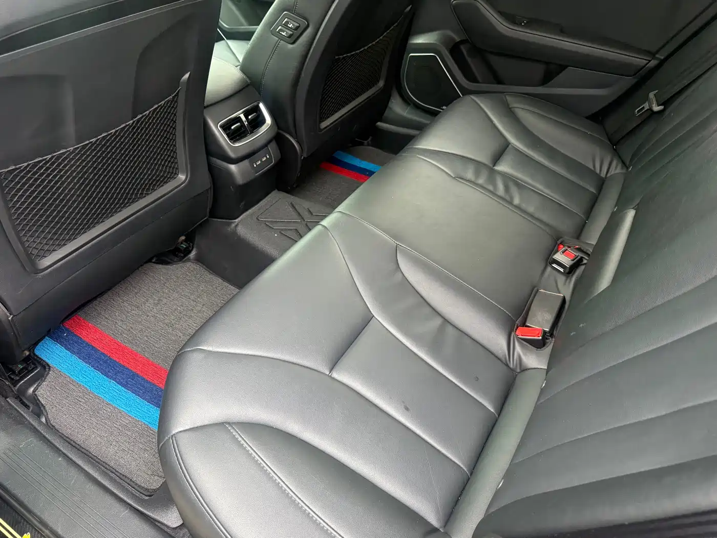 Hongqi H5 2020 1.8T Automatic Smart Connection Qi Enjoy Edition фото 8