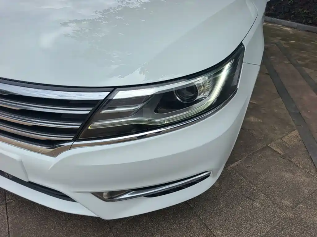 Roewe i6 2018 2018 20T Automatic Flagship Edition