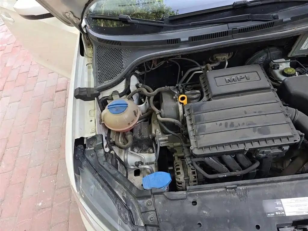 Volkswagen Santana 2016 1.6L Automatic Trend Edition фото 20