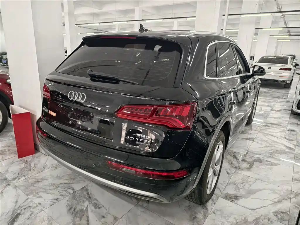 Audi Q5L 2020 Facelift 40 TFSI Honor Progressive фото 7