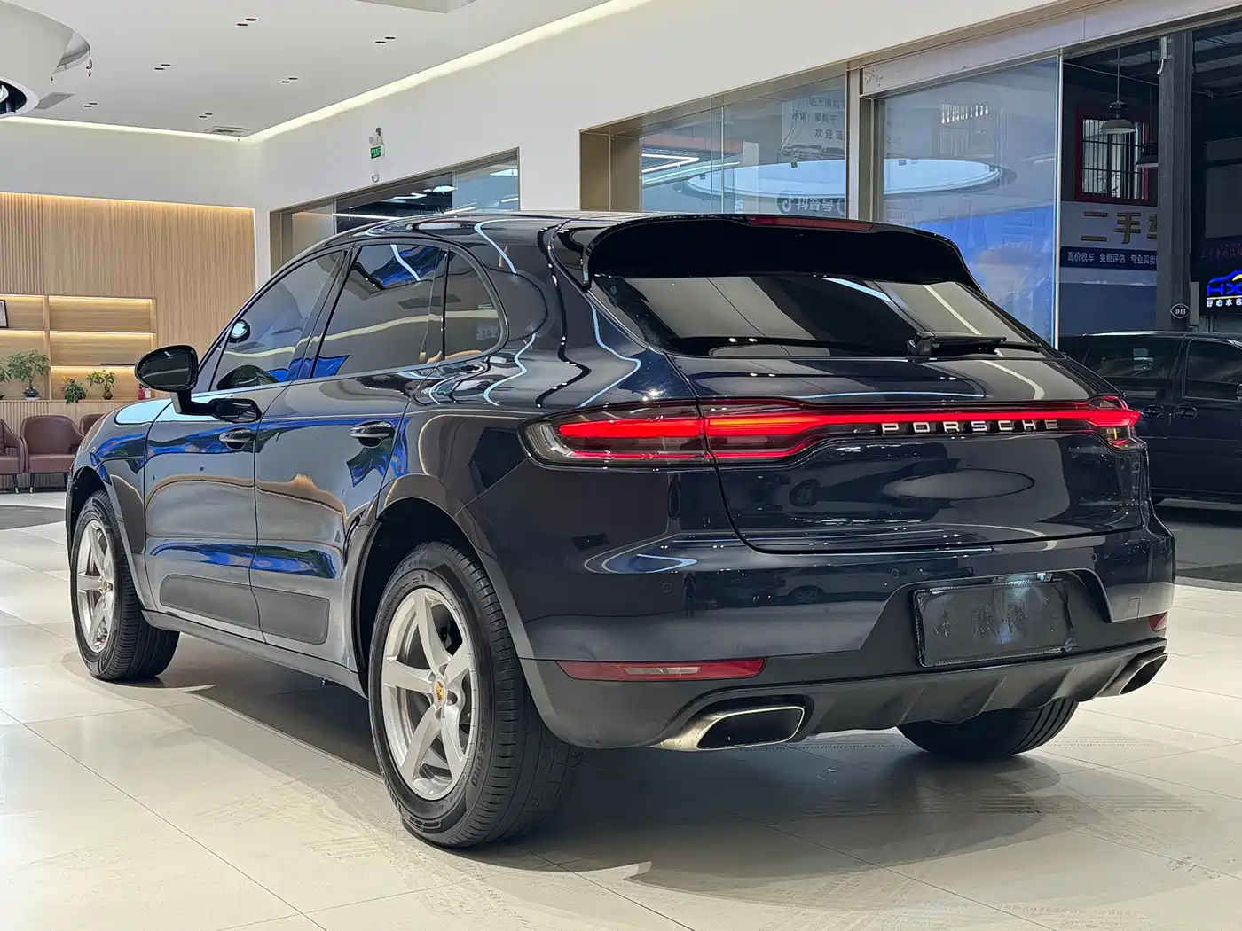 Porsche Macan 2018 Macan 2.0T фото 27