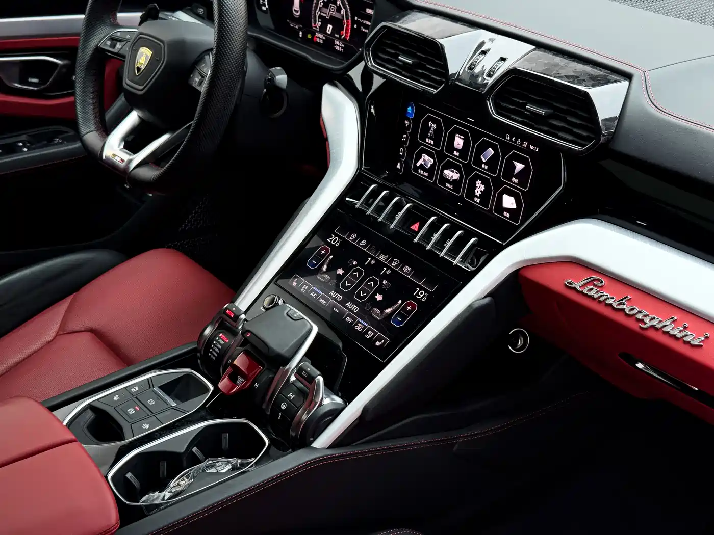 Lamborghini Urus 2021 4.0T V8 фото 21