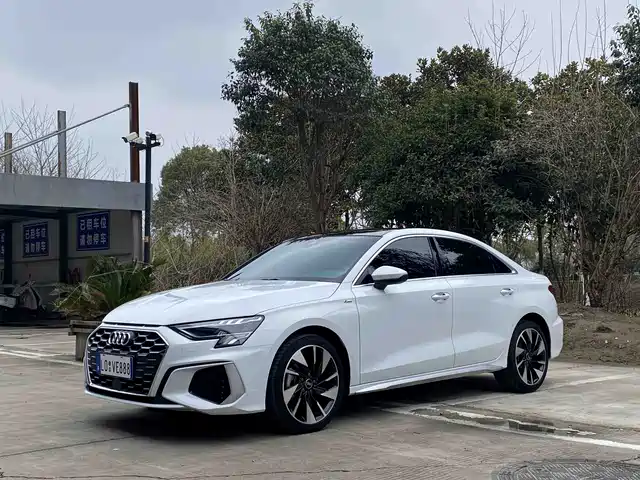 Audi A3 2024 Model A3L Limousine 35 TFSI Fashion Sport