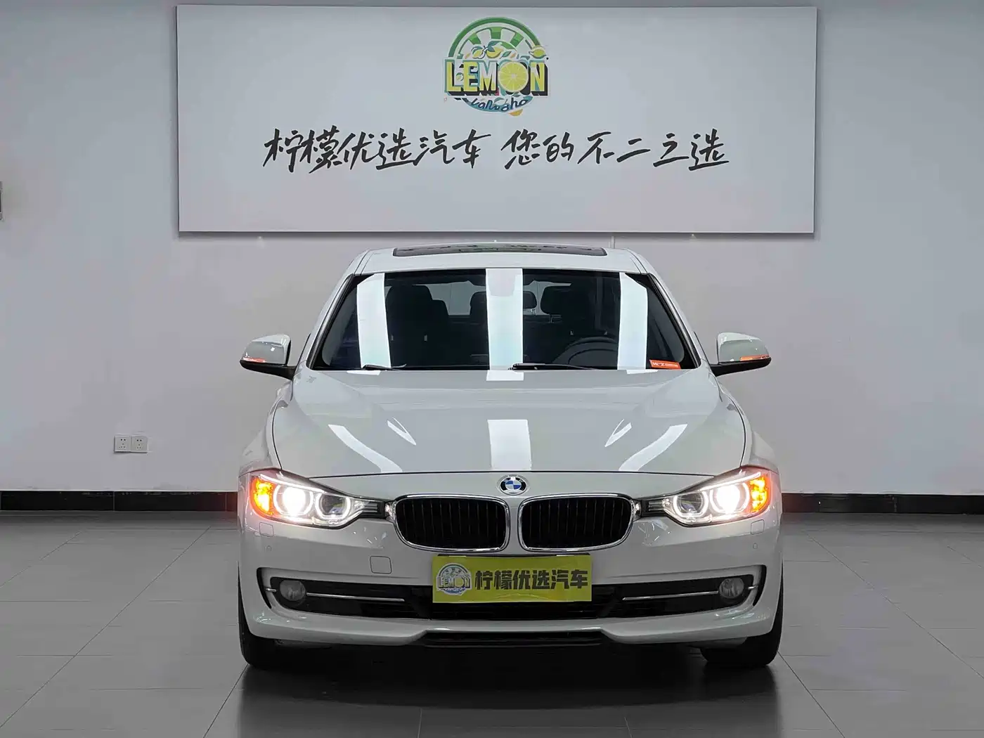 BMW 3 Series 2015 320Li Fashion фото 2