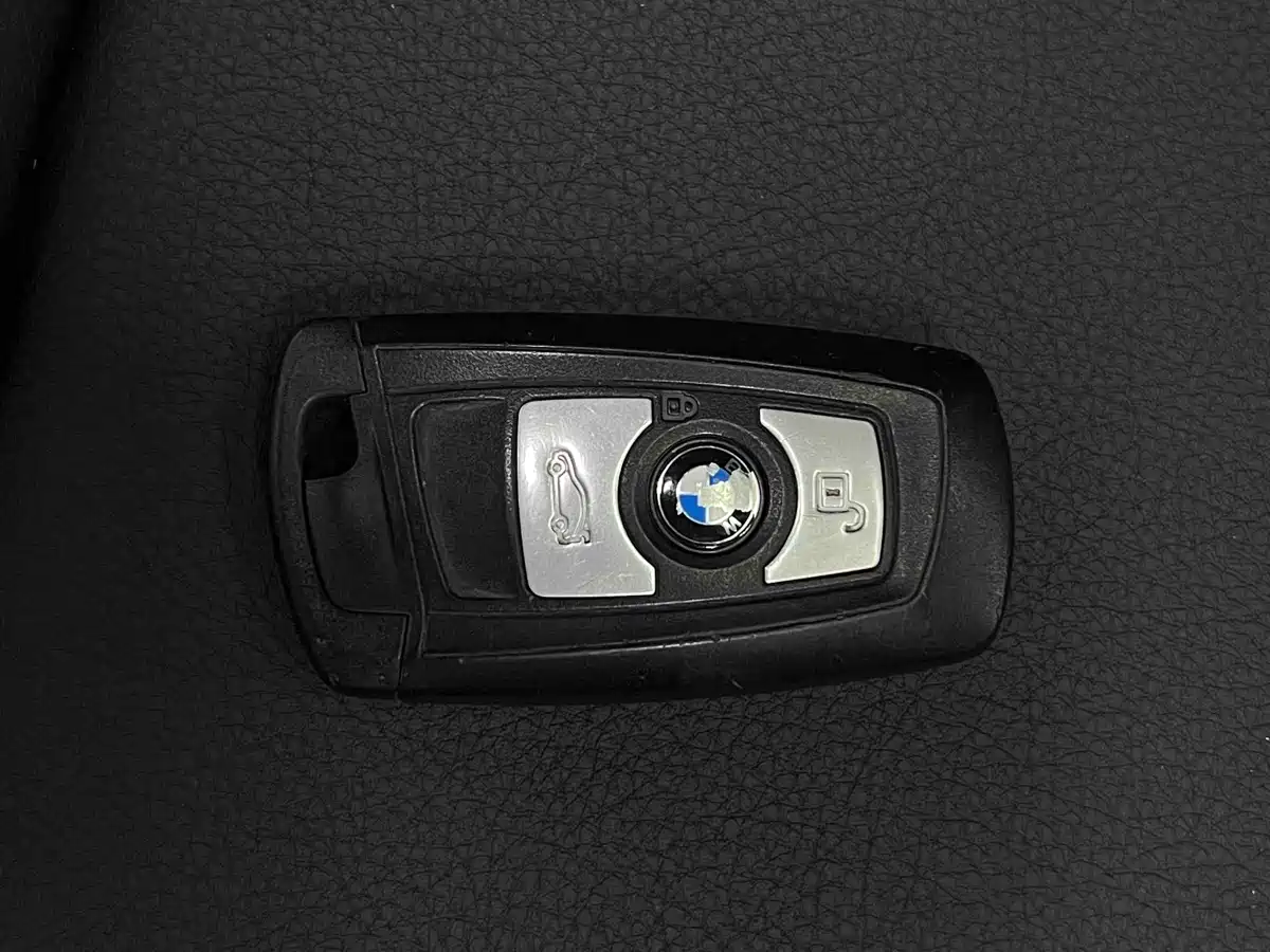 BMW 3 Series 2015 320Li Fashion фото 35