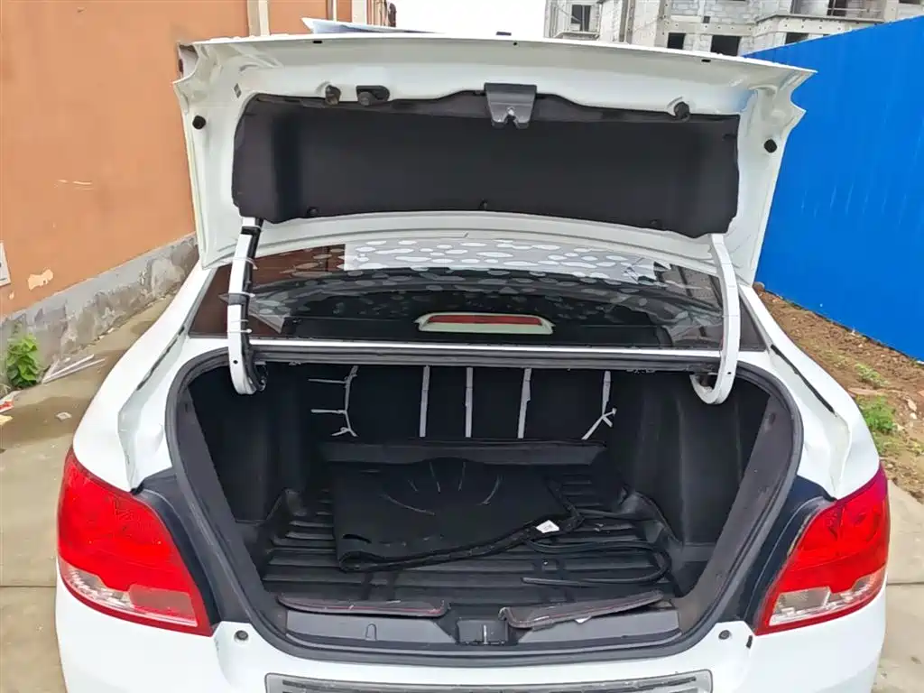 Chevrolet Sail 2018 Sail 3 1.3L Manual Comfort Sunroof фото 19