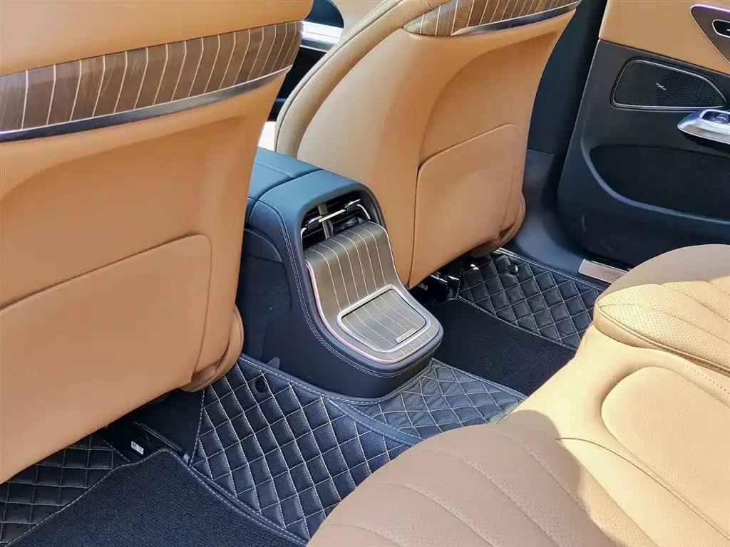 Mercedes-Benz E-Class 2025 E 300 L Fashion фото 9