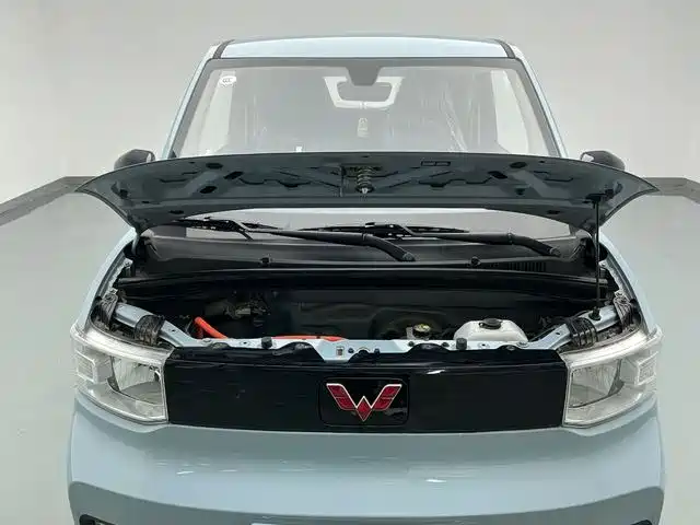 WULING AUTOMOBILE HONGGUANG MINIEV