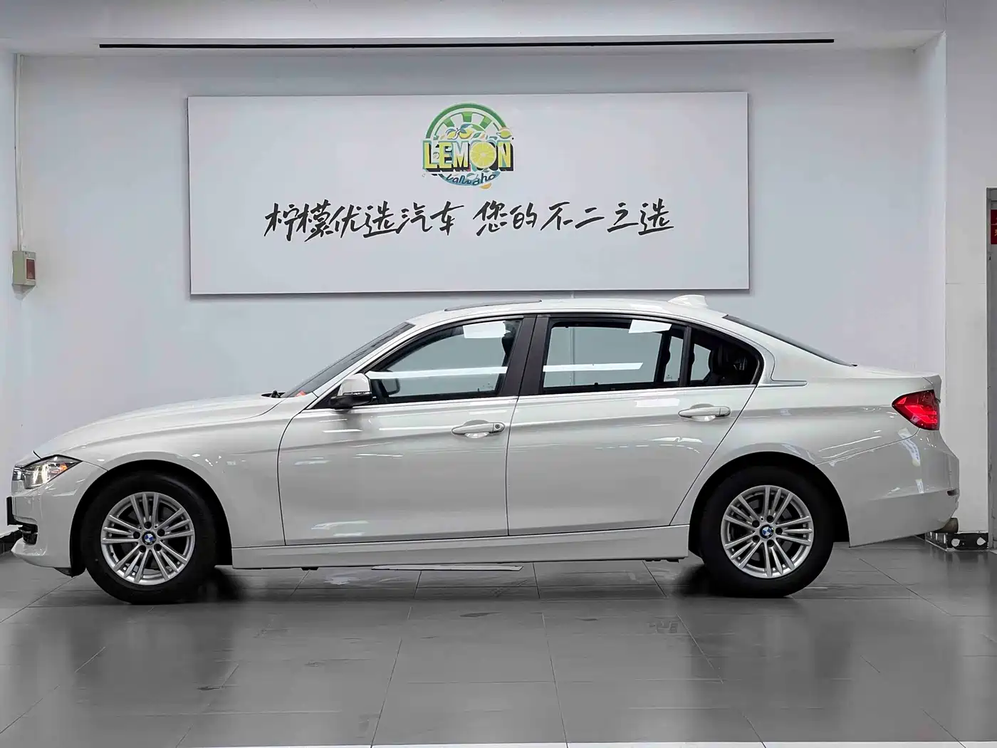 BMW 3 Series 2015 320Li Fashion фото 4