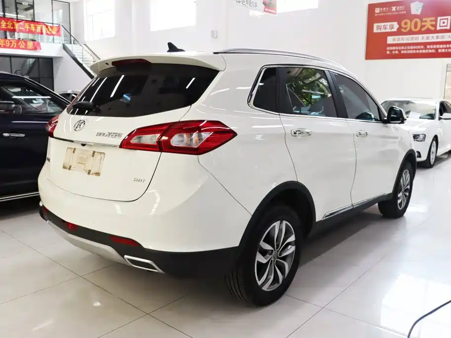 BAIC Senova X65 2015 2015 2.0T Automatic Elite