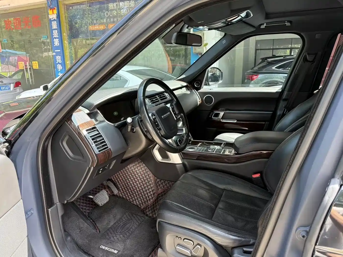 Land Rover Range Rover 2015 2015 3.0 SC V6 Vogue SE Genesis Extended Edition