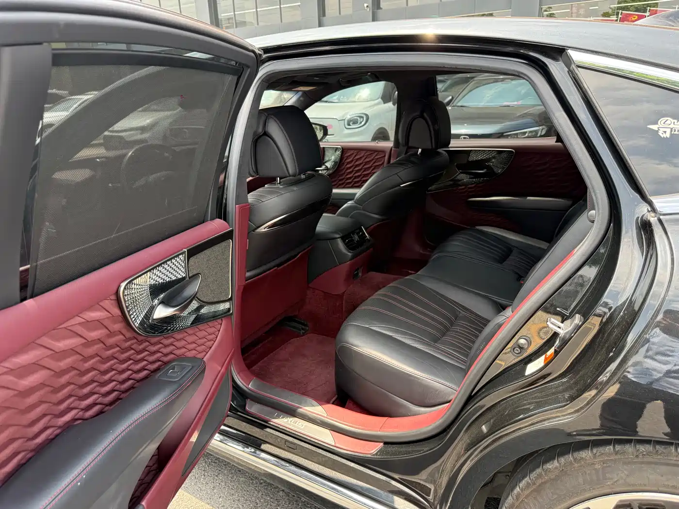 Lexus LS 2021 500h Executive Edition фото 5