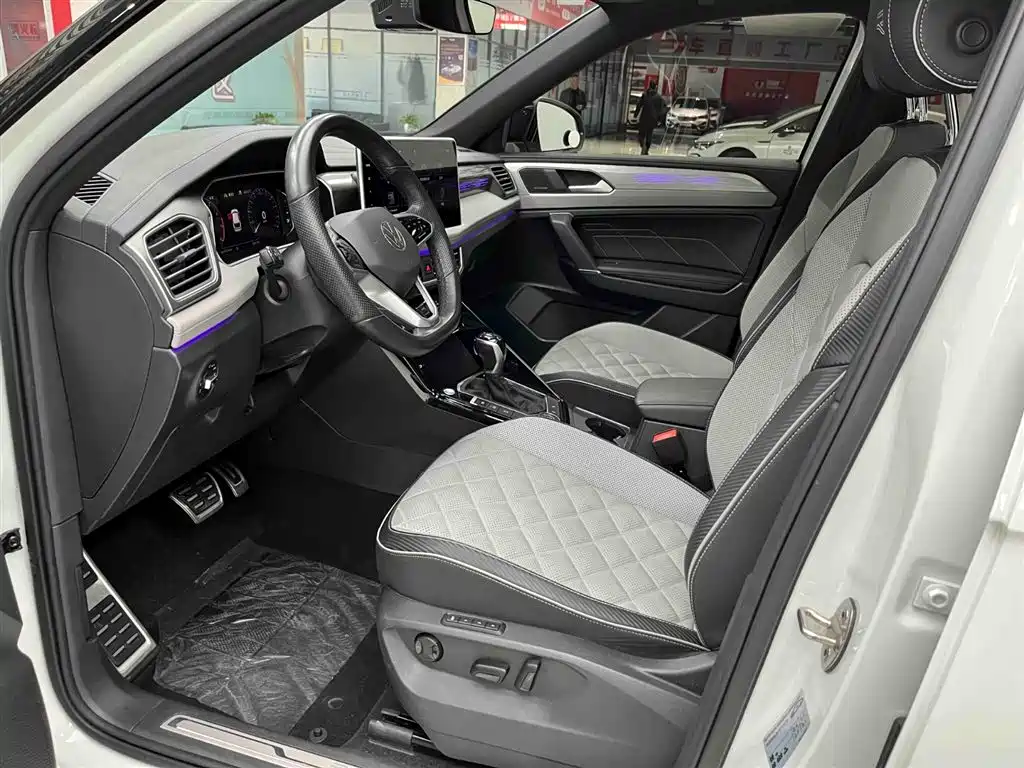 Volkswagen Tayron X 2023 380TSI 4WD Flagship Smart Edition фото 11
