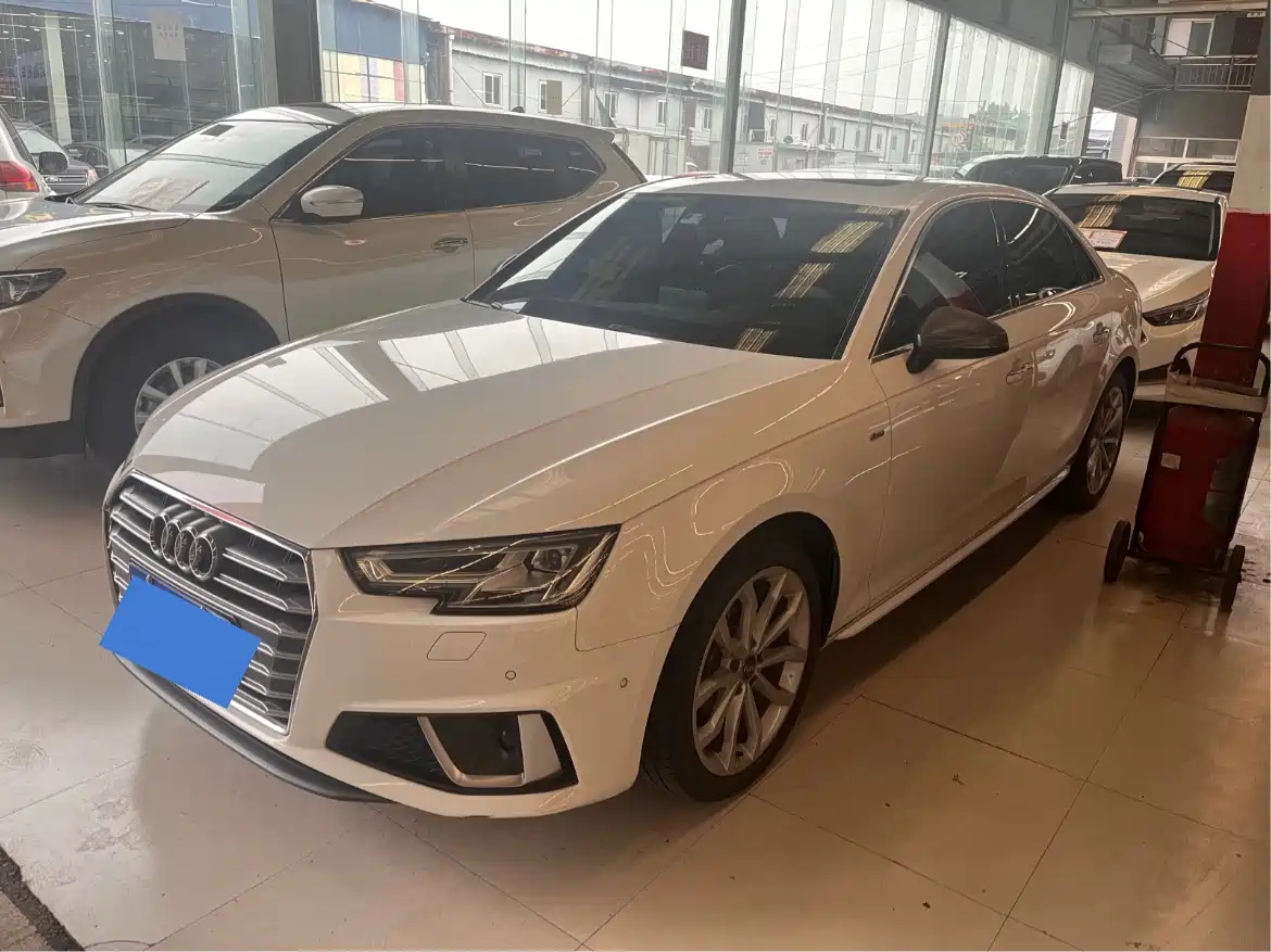 Audi A4L 2019 40 TFSI Fashion (China VI)