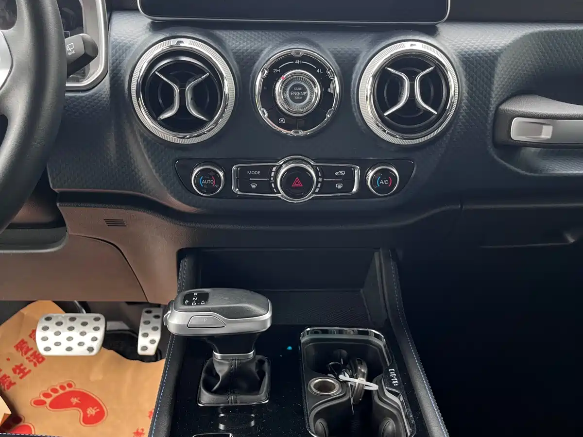 BAIC ORV Beijing Offroad BJ40 2023 2.0D Auto 4WD Blade Hero Knight Edition (Front/Rear E-Lock) фото 12