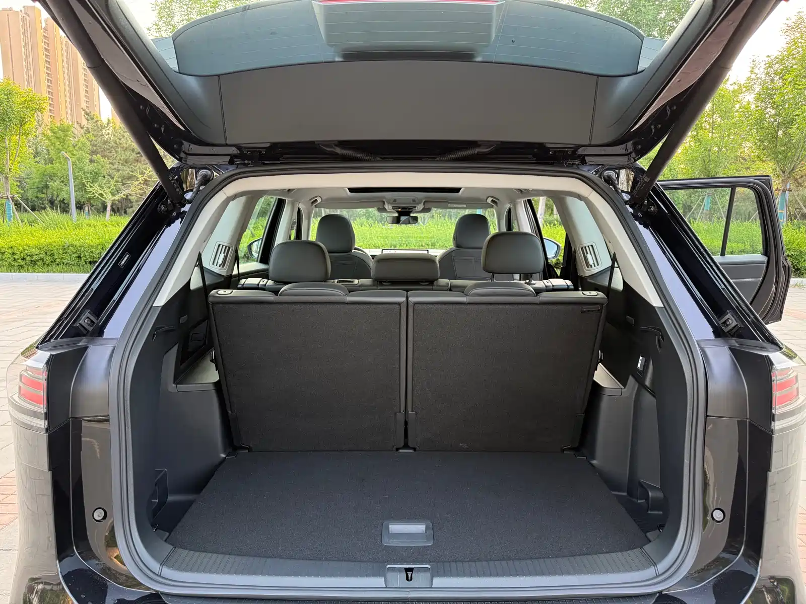 Photo 12 - Volkswagen Teramont