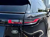 Photo 15 - Land Rover Range Rover Velar