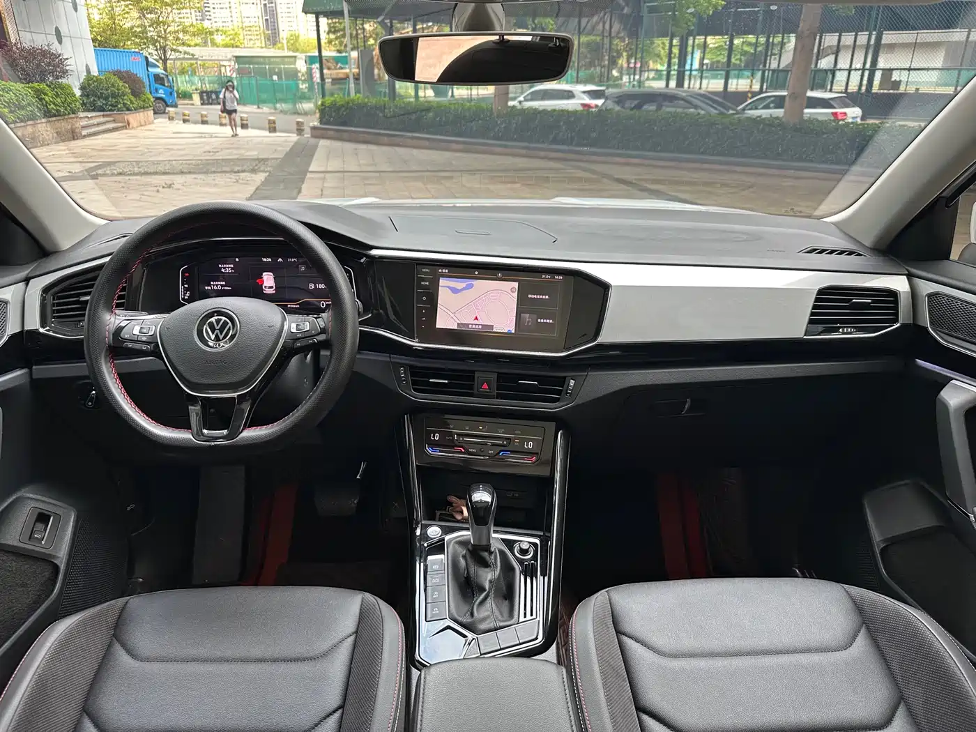 Volkswagen Tayron 2021 330TSI 2WD 3rd Anniversary Limited Edition фото 9