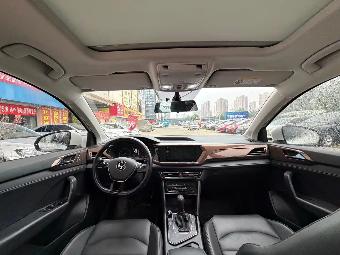Volkswagen Tharu 2021 Model 280TSI 2WD Luxury Edition фото 7