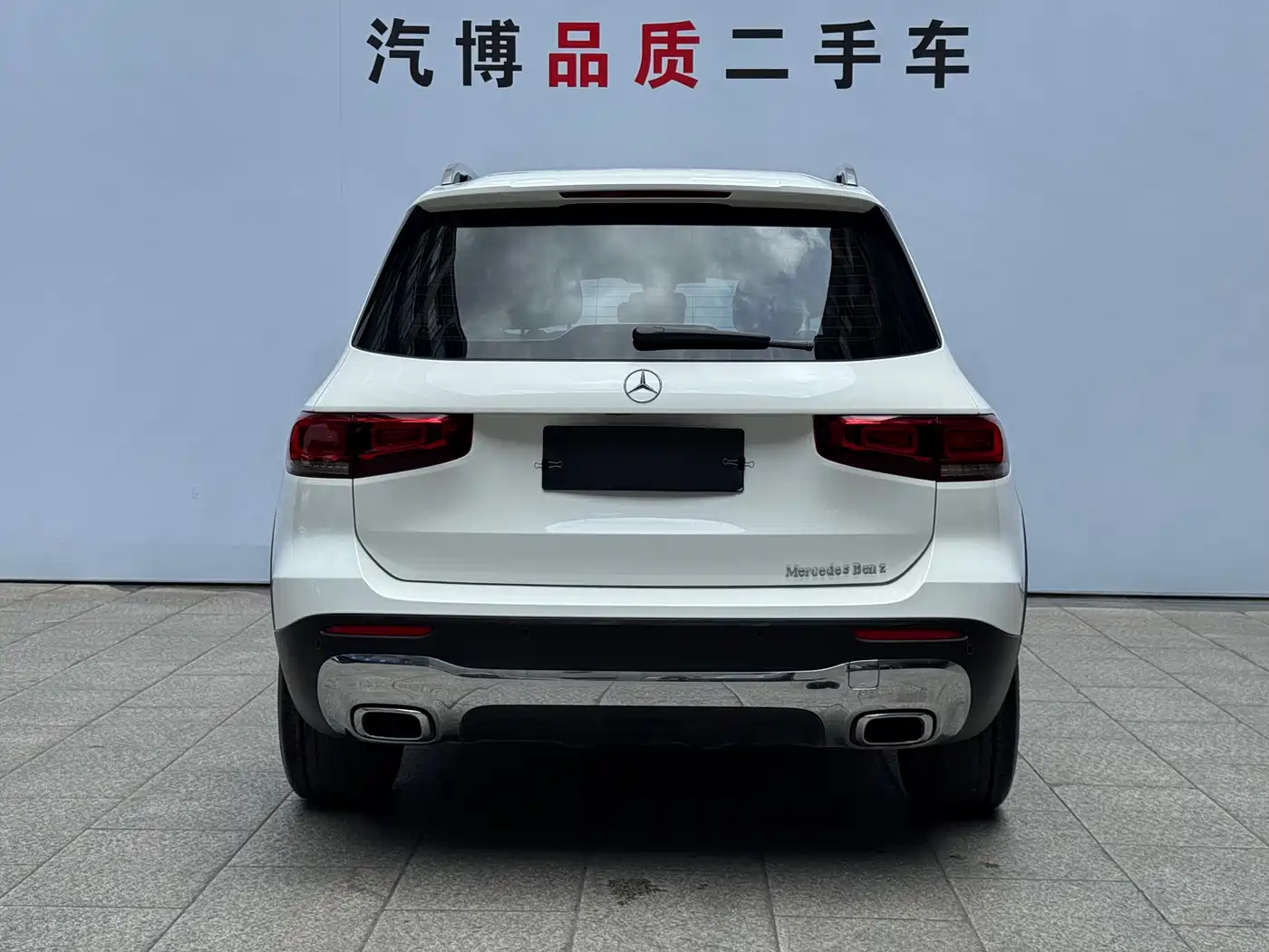 MERCEDES-BENZ GLB