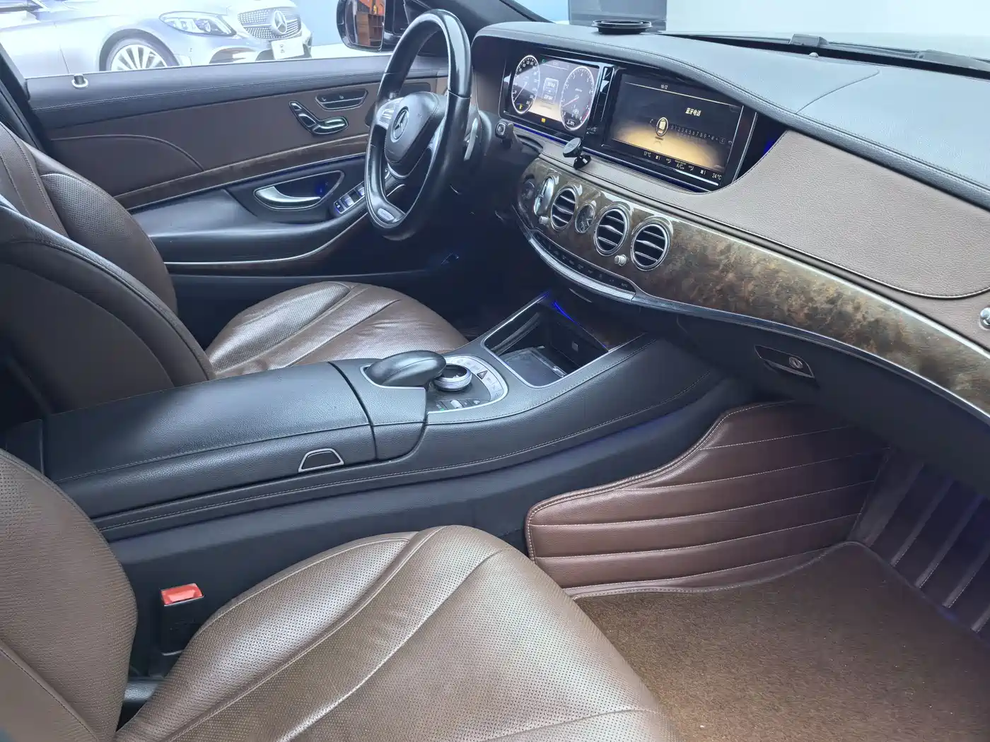 Mercedes-Benz S-Class 2014 S 400 L Luxury фото 16