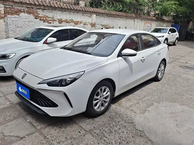 Roewe i5 2023 1.5L Manual Comfort Edition