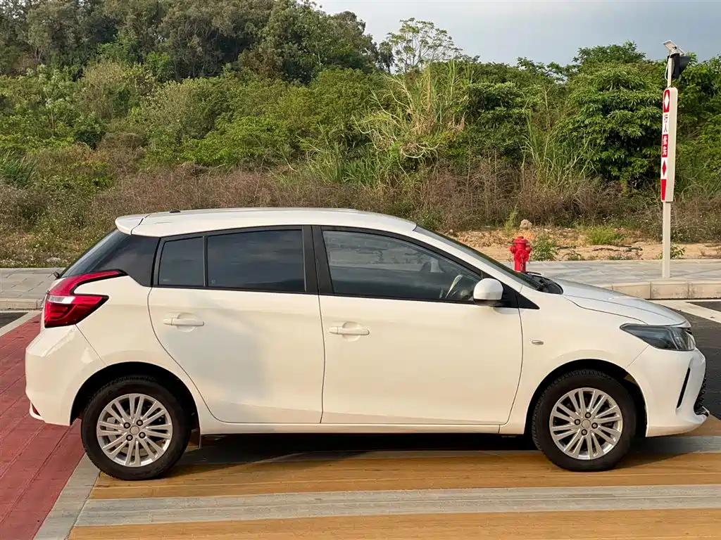 Toyota Vios FS 2017 1.5L CVT Fengchi Edition фото 6