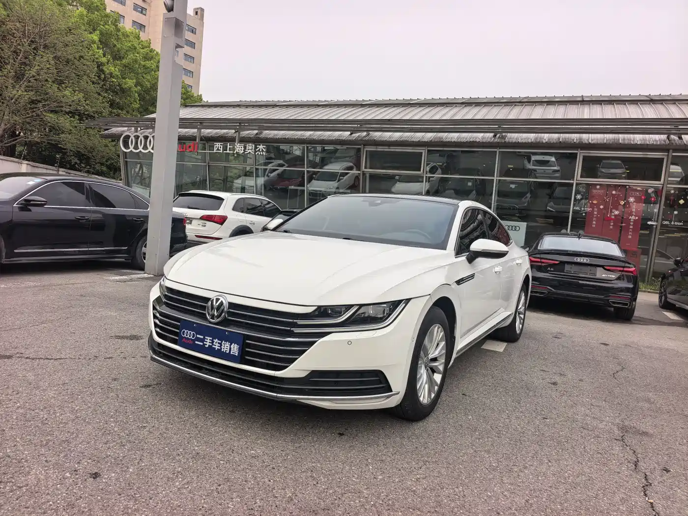 Volkswagen FAW-Volkswagen CC 2019 330TSI Charm Edition China VI
